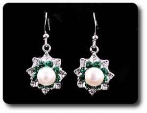 24x3mm Green Emerald & Pearl Pendant Earrings Set