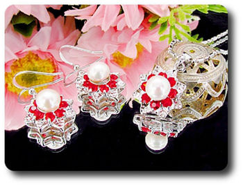 24x3mm Red Ruby & Pearl Pendant Earrings Set