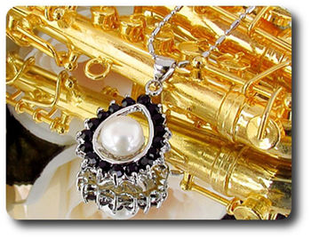 41x3mm Black Sapphire & Pearl Pendant Earrings Set