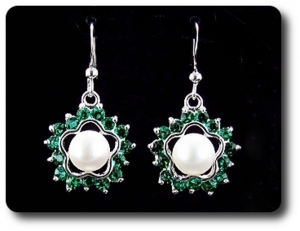 45x3mm Green Emerald & Pearl Pendant Earrings Set