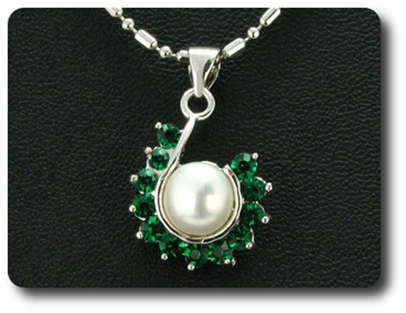 36x3mm Green Emerald & Pearl Pendant Earrings Set