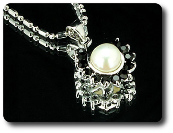 36x3mm Black Sapphire & Pearl Pendant Earrings Set