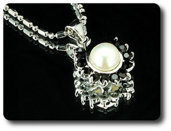 36x3mm Black Sapphire & Pearl Pendant Earrings Set