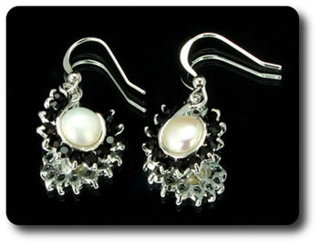 36x3mm Black Sapphire & Pearl Pendant Earrings Set