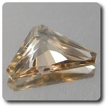 0.59 cts AXINITE COULEUR CHANGEANTE . VS