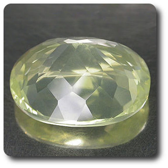 6.73 cts ORTHOSE FELDSPATH JAUNE. VS