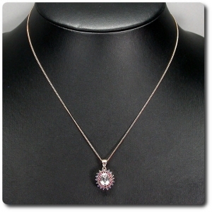 PENDENTIF MORGANITE SAPHIR RUBIS + CHAINE