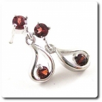 BOUCLES D'OREILLE GRENAT
