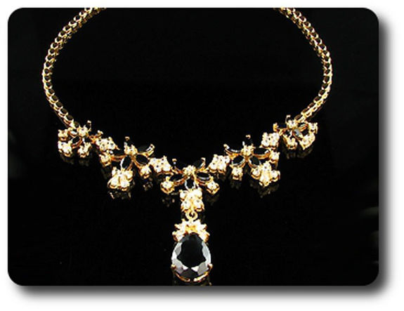 18~6mmx26 Black Sapphire Necklace