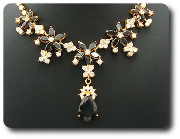 18~6mmx26 Black Sapphire Necklace