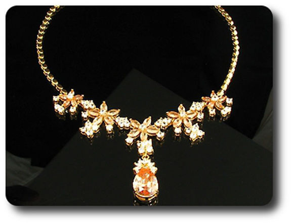 COLLIER SAPHIR ORANGE