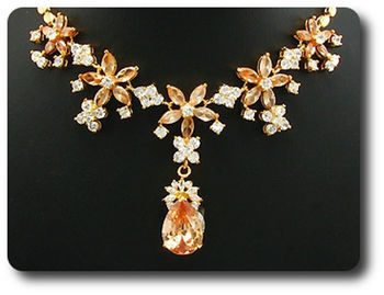 COLLIER SAPHIR ORANGE