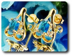 BOUCLES D'OREILLE SAPHIR BLEU