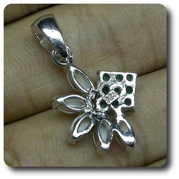 PENDENTIF EMERAUDE & OPALE