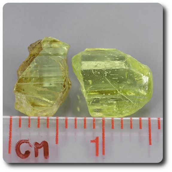 5.07 carats 2 pcs. CRISTAL DE CHRYSOBERYL