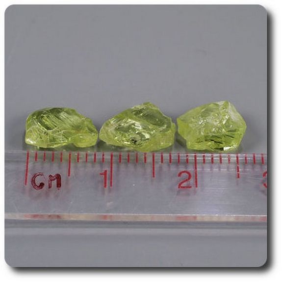 5.04 cts 3 pcs. CHRYSOBERYL CRYSTAL