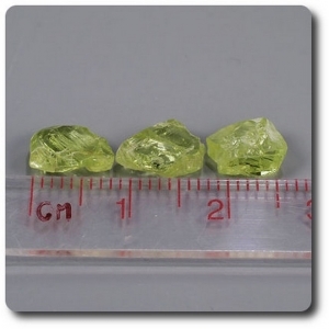5.04 cts 3 pcs. CHRYSOBERYL CRYSTAL