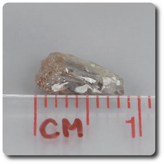 0.95 carats CRISTAL DE SAPHIR