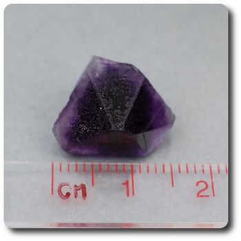 10.63 carats CRISTAL D' AMETHYSTE