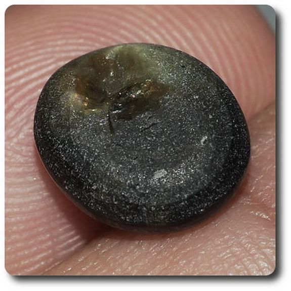 5.37 cts SAPHIR ETOILE NOIR