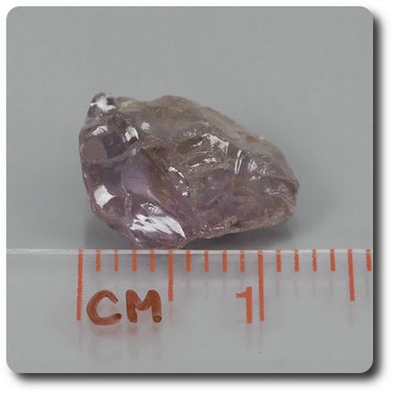 5.61 cts SAPPHIRE CRYSTAL