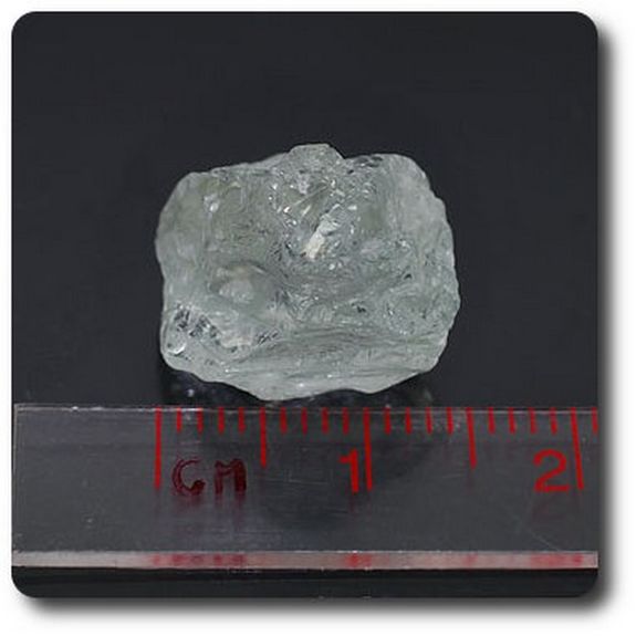 14.27 carats CRISTAL D'AIGUE-MARINE