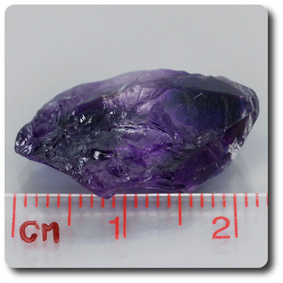 14.98  carats CRISTAL D' AMETHYSTE