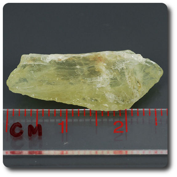 11.85 carats CRISTAL D'AIGUE-MARINE