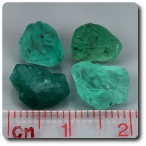 10.7 cts 4 pcs. APATITE CRYSTAL