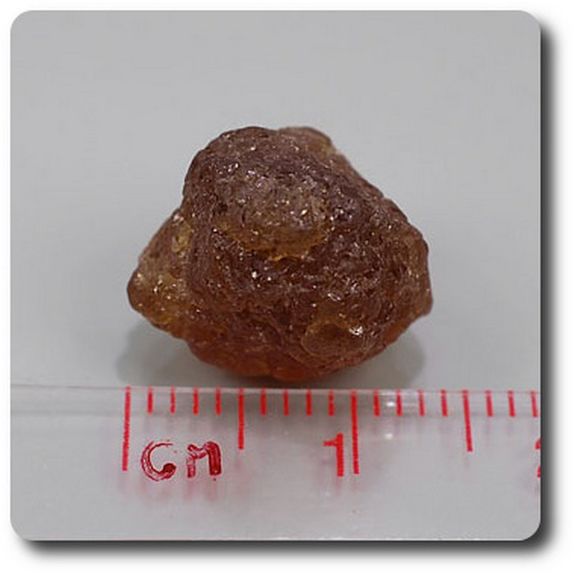 14.72 carats GRENAT HESSONITE