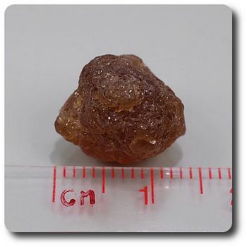 14.72 carats GRENAT HESSONITE