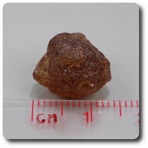 14.72 carats GRENAT HESSONITE