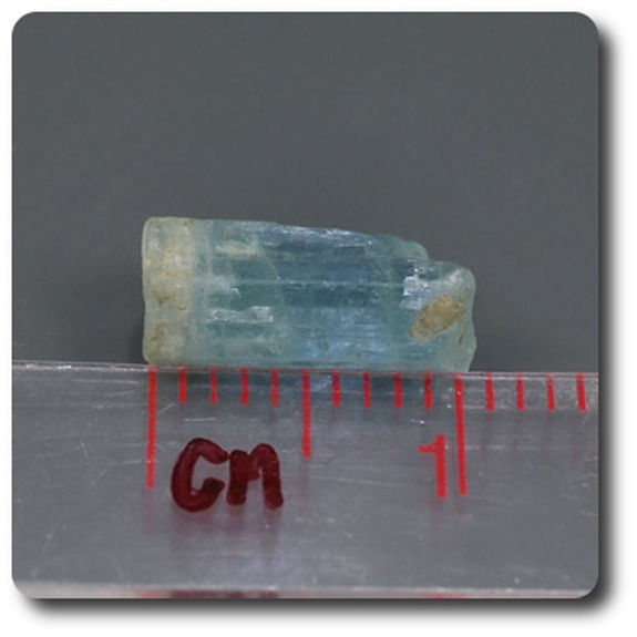 2.33 carats CRISTAL D'AIGUE-MARINE