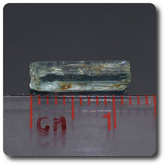 1.60 carats CRISTAL D'AIGUE-MARINE