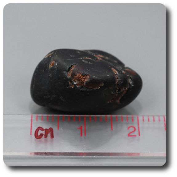 35.04 carats GRENAT ALMANDIN