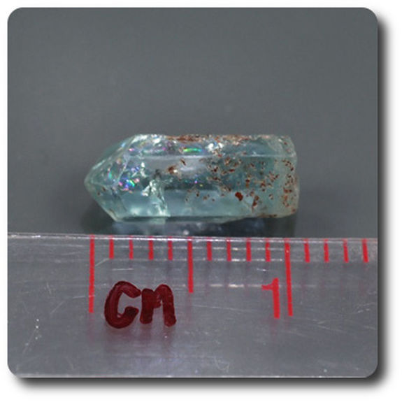1.99 carats CRISTAL D'AIGUE-MARINE