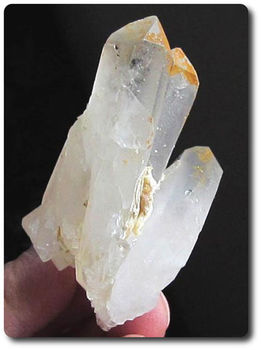 305.00 cts QUARTZ CRYSTAL