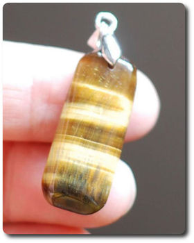 20.00 cts PENDENTIF OEIL DE TIGRE