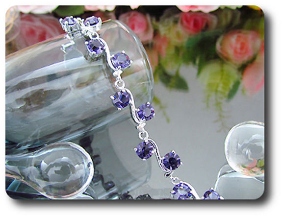 18x6 mm Purple Amethyst Bracelet