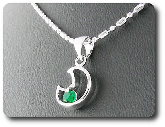 4 mm Green Emerald Pendant