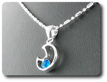 4 mm Blue Sapphire Pendant