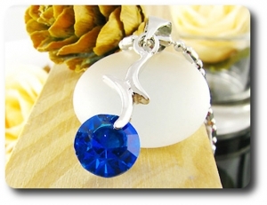 4 mm Blue Sapphire Pendant