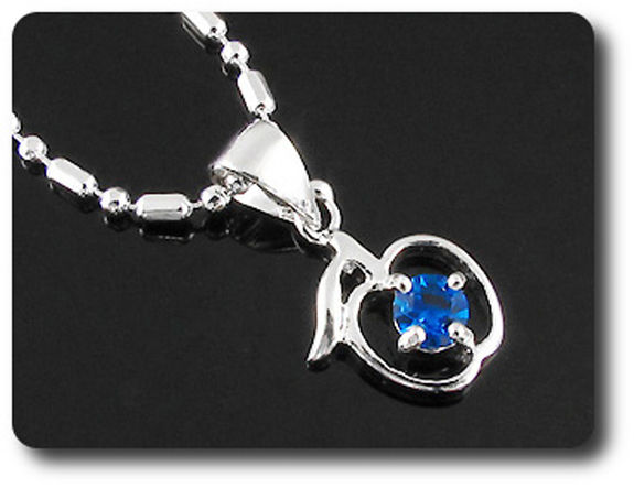 4 mm Blue Sapphire Pendant