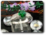 1x8mm Green Emerald Ring