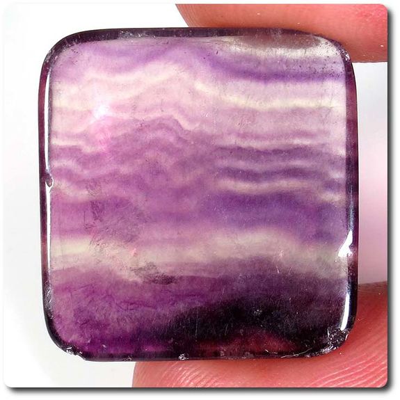 29.27 cts FLUORINE BLANC VIOLET