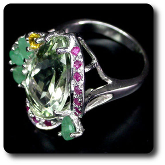 BAGUE AMETHYSTE VERT RUBIS EMERAUDE