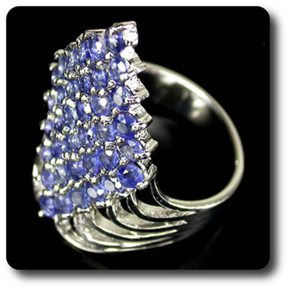 SAPPHIRE RING