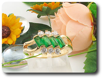 10x5-2 mm Green Emerald Ring