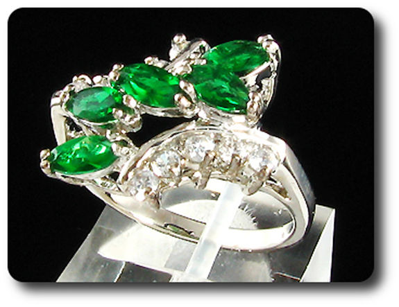 15x6-3 mm Green Emerald Ring