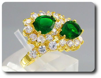 2x9 mm Green Emerald Ring